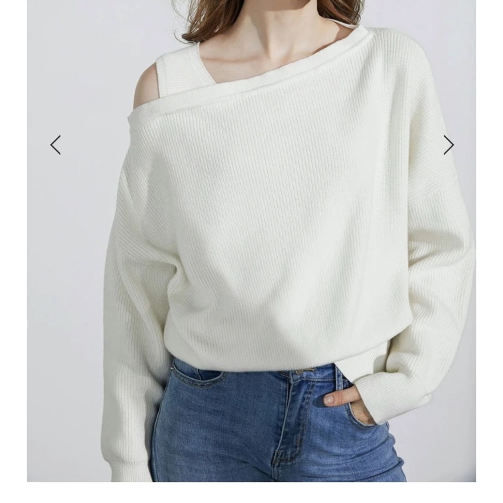 Aritzia Off-Shoulder Ribbed Knit Sweater in White